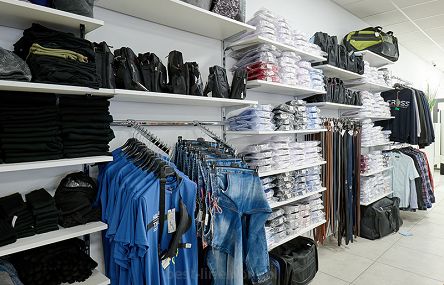 Large_6400b4fe09558-big-21