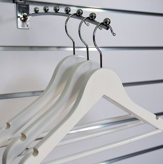 Wieszak drewniany biały bez poprzeczki dziecięcy - 3