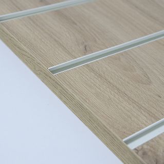 Usługa oklejania paneli Slatwall obrzeżem PCV 1mb - 5