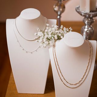 Ekspozytor Popiersie na łańcuszki MAŁY Biały - 2