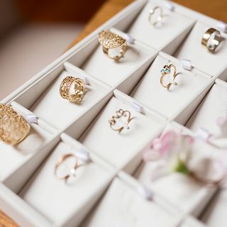 Ekspozytor Tacka Komplety Biała - 2